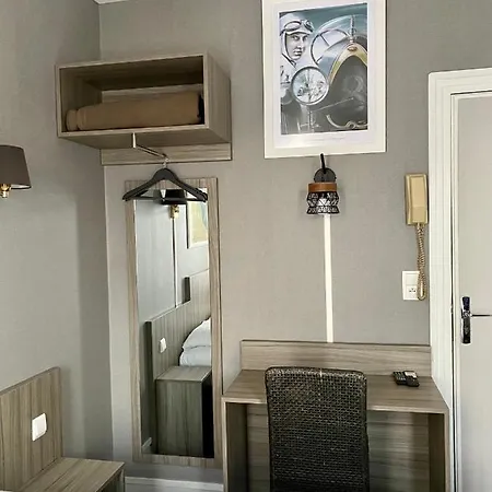 Hotel Celine - Hotel De La Gare Hotel 3*