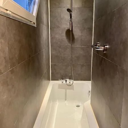 Celine - De La Gare Hotel 3*