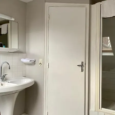 Celine - De La Gare Hotel 3*