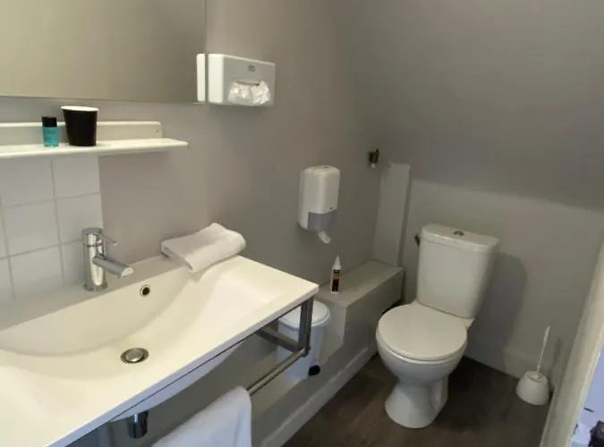 Celine - De La Gare 3*