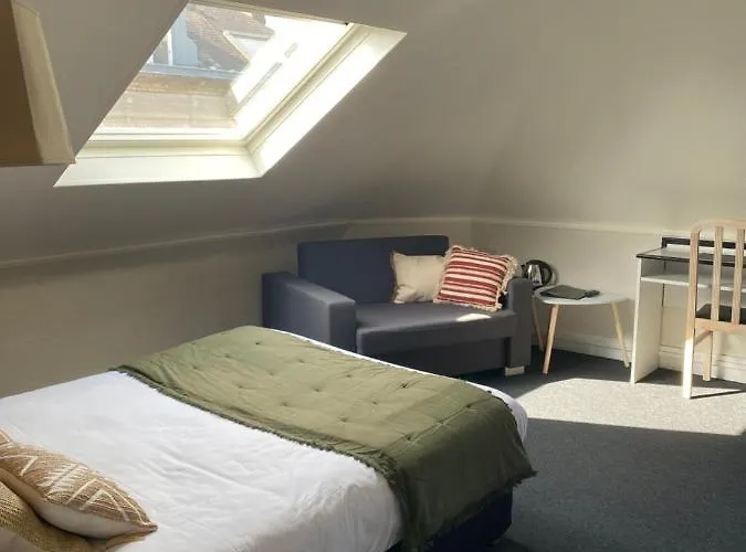 Celine - De La Gare Hotell 3*