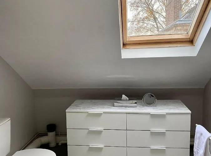 Hotel Celine - De La Gare 3*