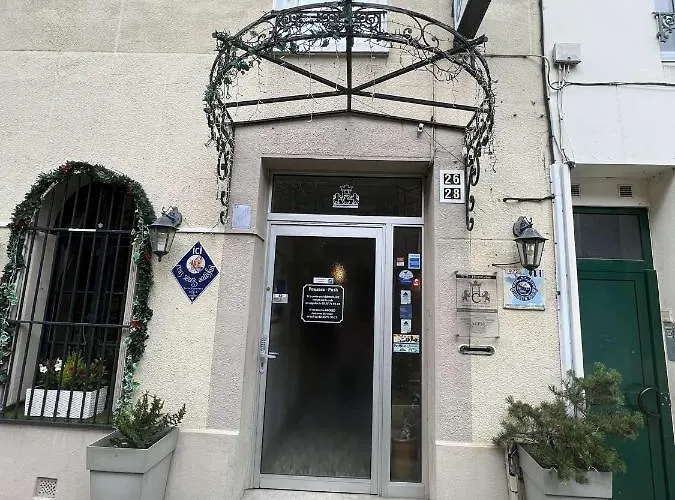 Celine - De La Gare 3*