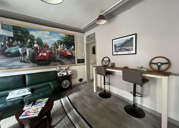 Celine - De La Gare Hotel Rouen